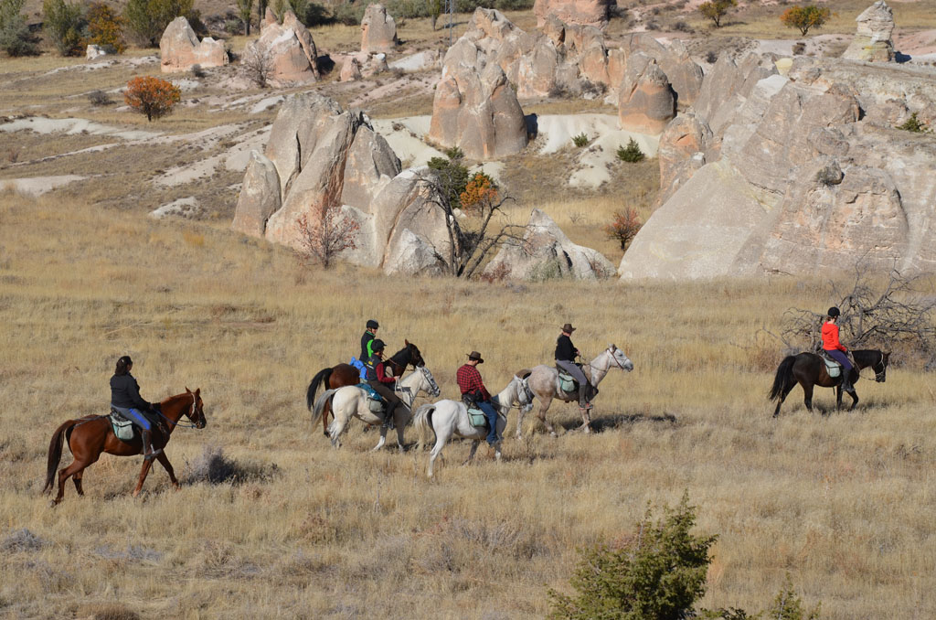 Horseback Riding Tours and Local Cuisine in Cappadocia