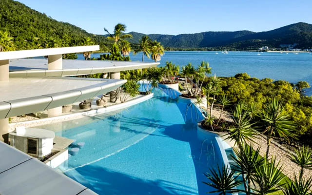 Renting Seaside and Mountain Vacation Homes