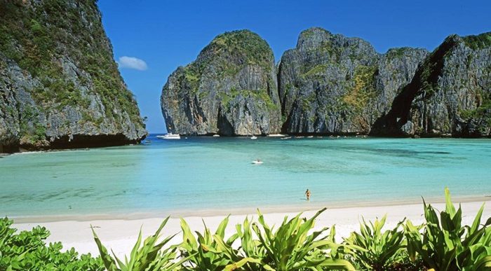 early booking discounts