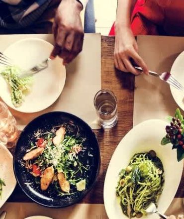 Australian Cuisine and Entertainment