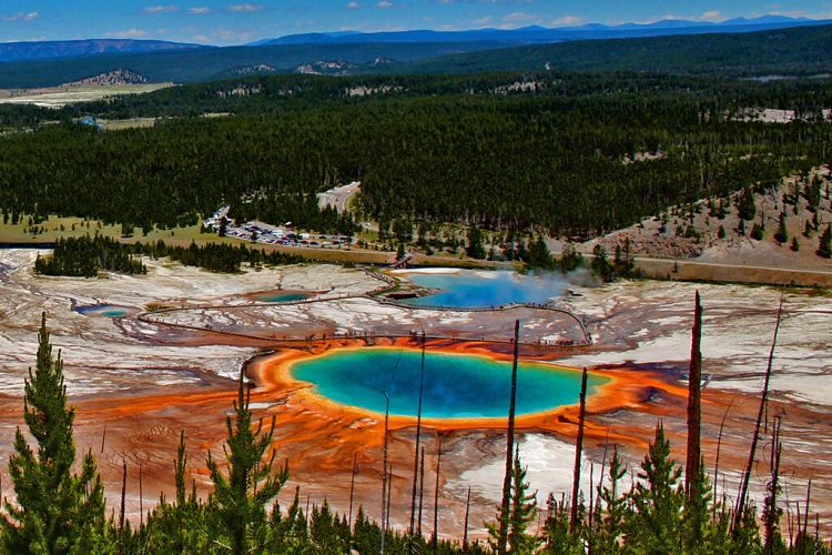 Exploring Yellowstone National Park