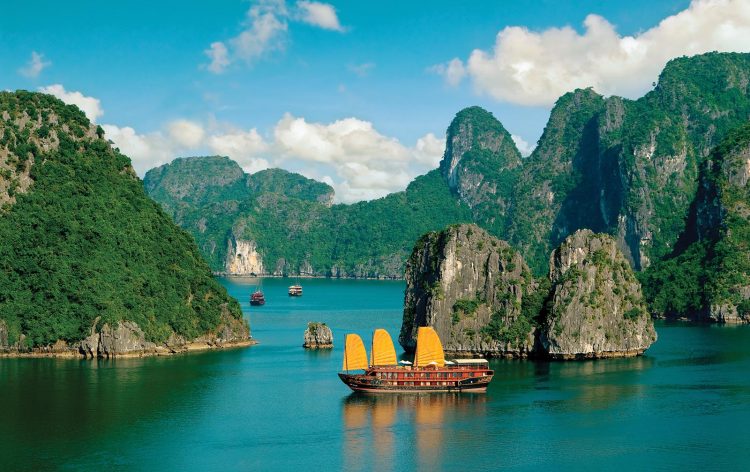 Travel of Exotic Vietnam