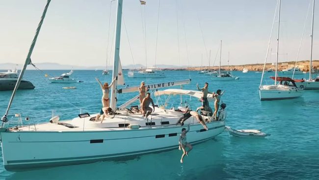 Spring Yacht Tour in Spain